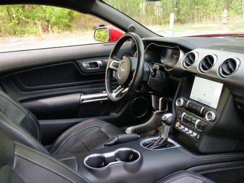 Used 2021 Ford Mustang GT Premium w/ Equipment Group 401A image 28