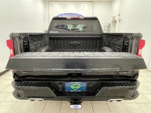 Certified 2023 Chevrolet Silverado 1500 RST AWD/4WD image 16
