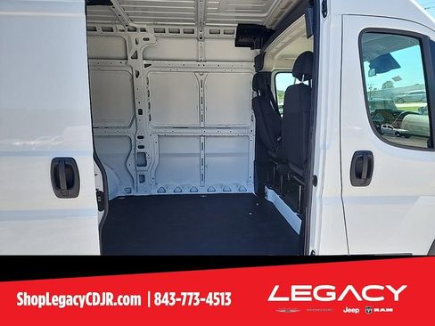 New 2025 RAM ProMaster 1500 w/ Quick Order Package 22G SLT image 13