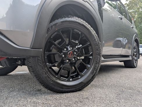 Used 2026 Nissan Armada PRO-4X AWD/4WD image 40