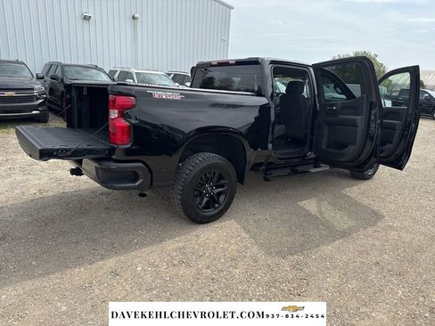 Used 2024 Chevrolet Silverado 1500 Custom Trail Boss w/ LPO, Dark Essentials Package image 30