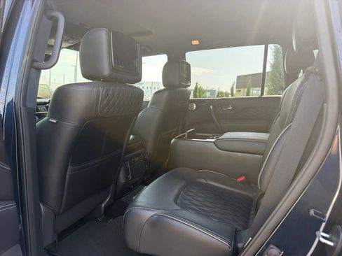 Used 2023 INFINITI QX80 Sensory w/ Cargo Package AWD/4WD image 9
