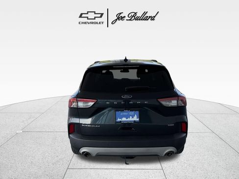 Used 2022 Ford Escape Titanium image 7