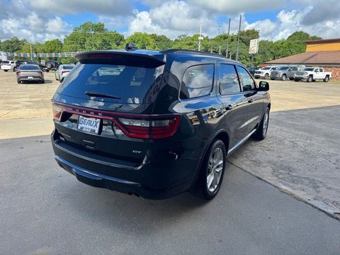 Used 2024 Dodge Durango GT RWD image 8