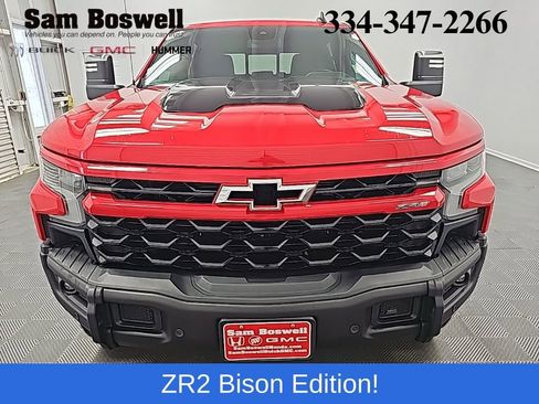 Used 2024 Chevrolet Silverado 1500 ZR2 w/ ZR2 Bison Edition AWD/4WD image 3
