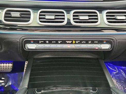 Used 2024 Mercedes-Benz GLE 53 AMG 4MATIC Coupe w/ Driver Assistance Package image 52