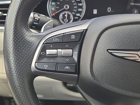 Used 2025 Genesis G70 2.5T RWD image 30