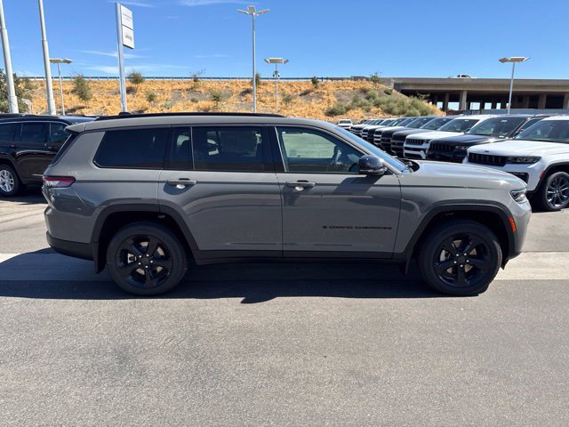 New 2027 Jeep Grand Cherokee L Limited w/ Limited Altitude Package RWD image 6