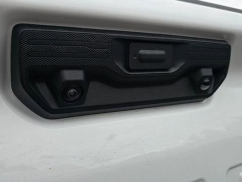 Used 2025 Chevrolet Silverado 2500 High Country w/ Technology Package image 7