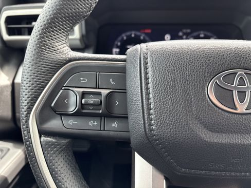 Used 2024 Toyota Tacoma TRD Off-Road w/ TRD Off Road Upgrade Package image 15