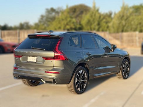New 2027 Volvo XC60 B5 Plus AWD/4WD image 5