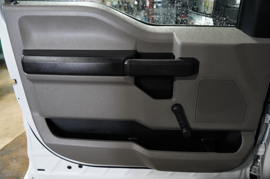 Used 2019 Ford F550 4x4 Regular Cab Super Duty image 16
