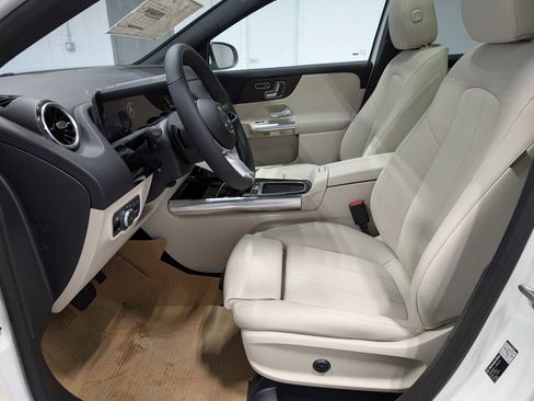 New 2026 Mercedes-Benz GLA 250 4MATIC image 4