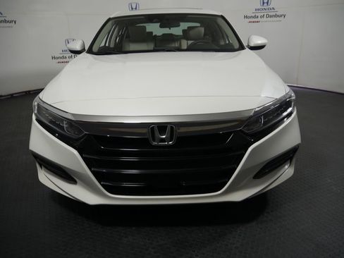 Used 2019 Honda Accord EX image 2