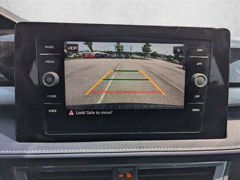 New 2026 Volkswagen Taos SEL AWD/4WD image 19