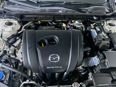 Used 2020 MAZDA MAZDA3 Sedan w/ Preferred Package image 32