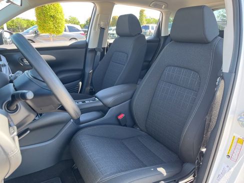 Certified 2026 Honda HR-V LX image 24