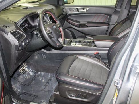Used 2022 Ford Edge ST-Line image 10