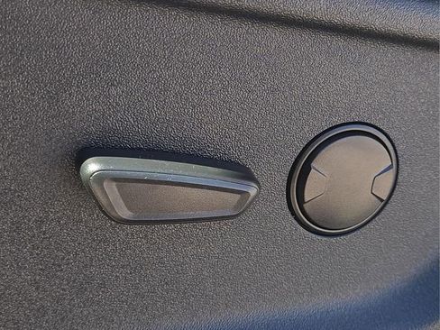 Used 2025 Ford F250 XLT w/ FX4 Off-Road Package image 23