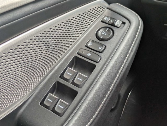 Used 2023 Acura MDX w/ Technology Package FWD image 25