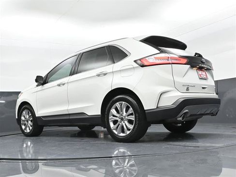 Certified 2024 Ford Edge Titanium AWD/4WD image 30