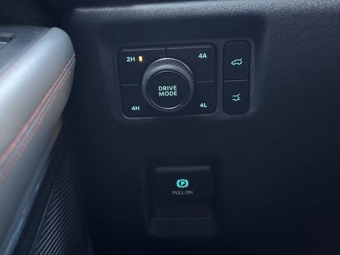 New 2025 Ford Expedition Max Active image 23