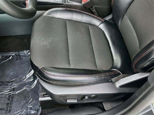 Certified 2025 Ford Escape ST-Line AWD/4WD image 18