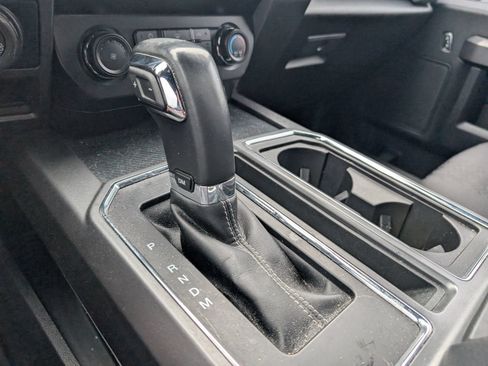 Used 2019 Ford F150 XLT w/ Equipment Group 302A Luxury AWD/4WD image 15