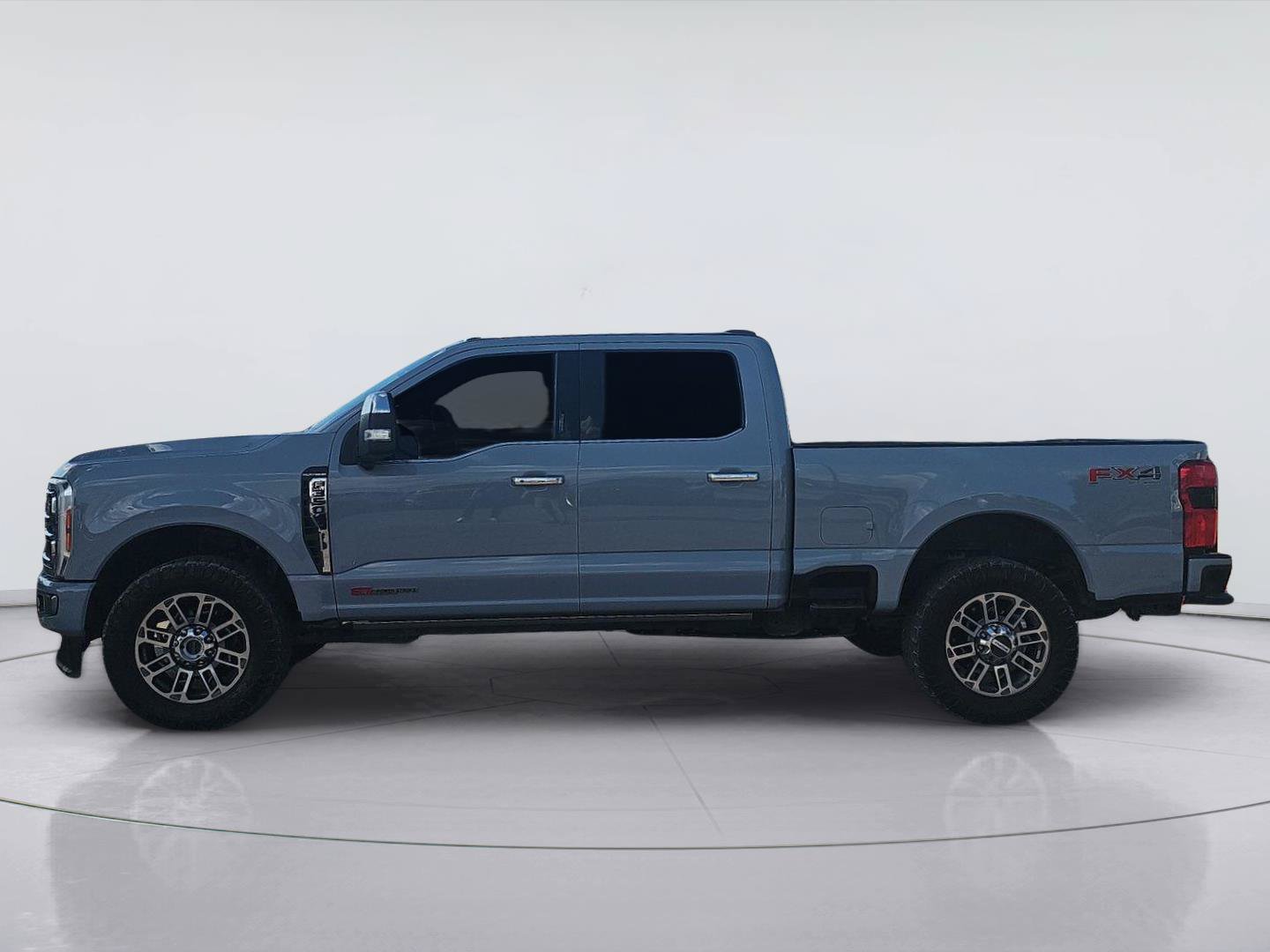Used 2024 Ford F350 Platinum w/ FX4 Off-Road Package AWD/4WD image 2