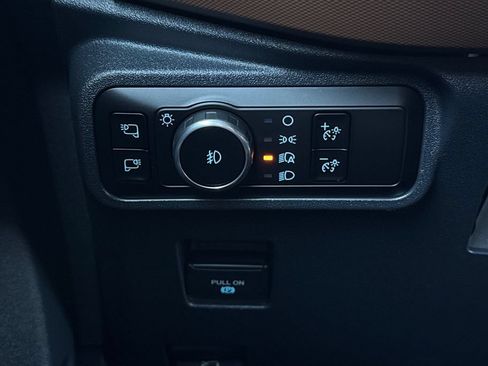 Used 2024 Ford Bronco Outer Banks AWD/4WD image 32