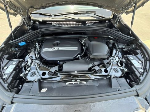 Used 2025 BMW X1 xDrive28i w/ Convenience Package AWD/4WD image 8