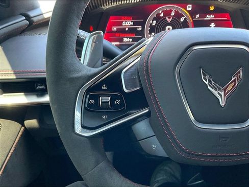 Used 2023 Chevrolet Corvette Stingray Premium Cpe w/ Z51 Performance Package RWD image 10