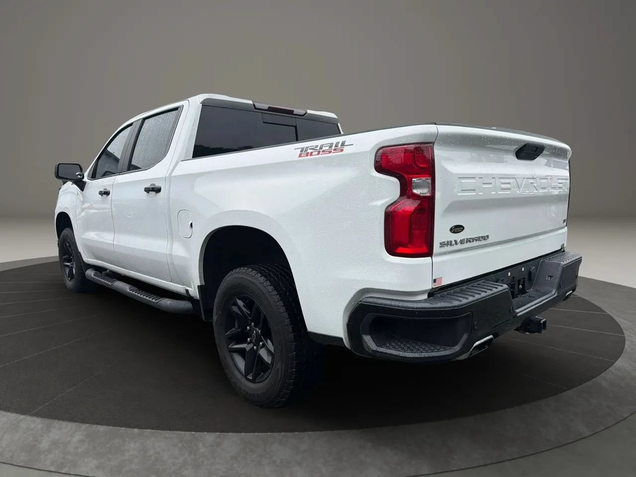 Used 2020 Chevrolet Silverado 1500 LT Trail Boss AWD/4WD image 7