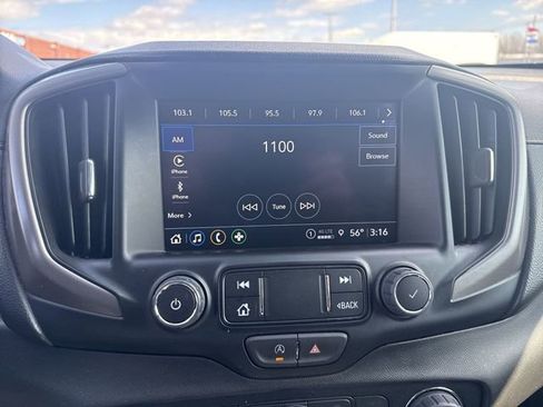 Used 2023 GMC Terrain AT4 AWD/4WD image 14