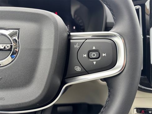 New 2026 Volvo XC40 B5 Plus w/ Protection Package Premier image 15