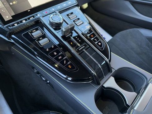 New 2025 Aston Martin V8 Vantage Coupe image 29