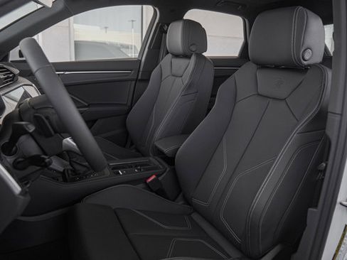 Used 2025 Audi Q3 2.0T Premium w/ Convenience Package image 10