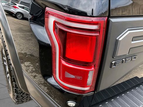 Used 2020 Ford F150 Raptor w/ Equipment Group 802A Luxury AWD/4WD image 28