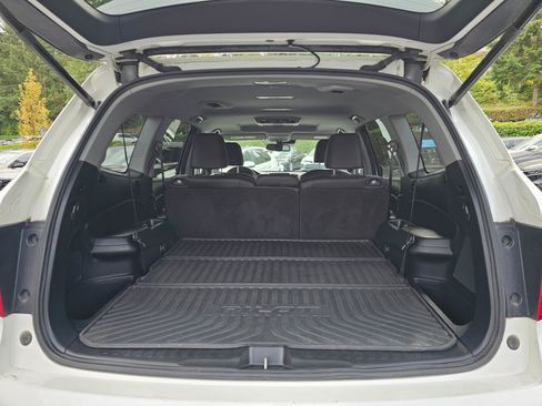 Used 2017 Honda Pilot Touring image 18
