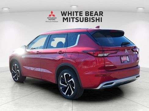 Used 2025 Mitsubishi Outlander SEL AWD/4WD image 5