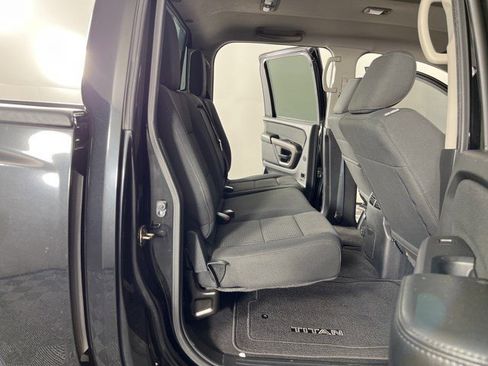 Used 2015 Nissan Titan SV w/ SV Value Truck Package image 42