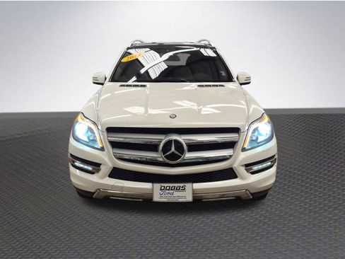 Used 2014 Mercedes-Benz GL 450 4MATIC image 3