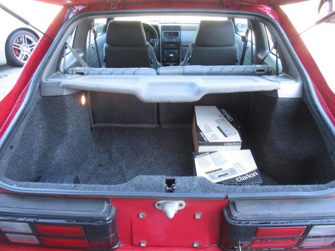 Used 1989 Dodge Shadow 2-Door Hatchback FWD image 27