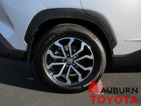 Certified 2025 Toyota Corolla Cross AWD Hybrid image 4