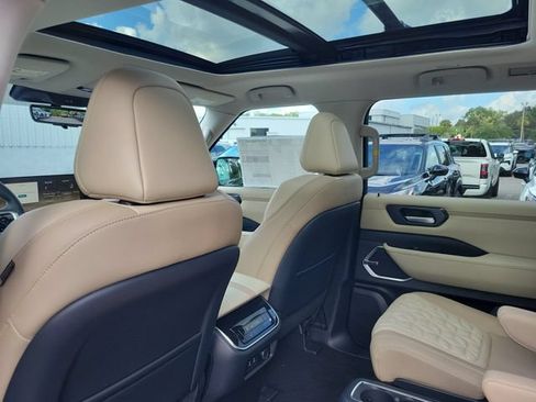New 2026 Nissan Armada Platinum Reserve AWD/4WD image 11