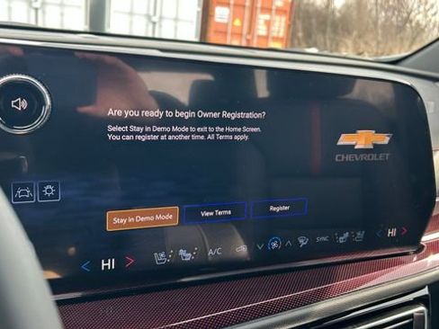 New 2026 Chevrolet Traverse RS image 22