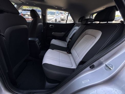 Certified 2024 Hyundai Venue SEL FWD image 25