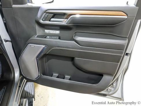 Used 2024 GMC Sierra 1500 Denali AWD/4WD image 24