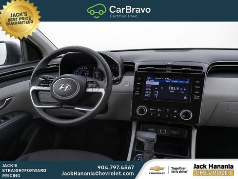 Used 2022 Hyundai Tucson SEL FWD image 11