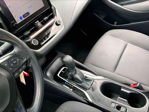 Used 2026 Toyota Corolla LE FWD image 16